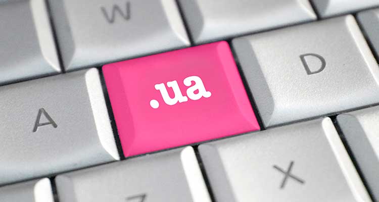 Чтобы легально работать в Интернете, букмекеру нужно иметь доменный адрес (.UA)